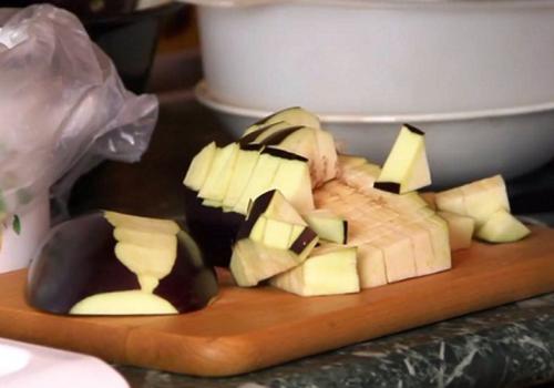 Икра из баклажанов. Икра из баклажанов на сковороде