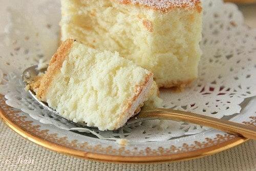 Как сделать воздушный творожный пирог. Нежный творожный пирог: рецепт, ингредиенты