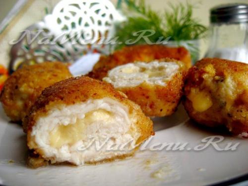 Куриные рулетики с сыром и зеленью на сковороде. Рецепт 2: вкусные куриные рулетики с сыром на сковороде