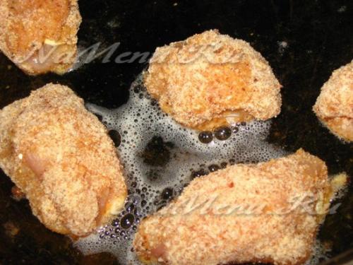 Куриные рулетики с сыром и зеленью на сковороде. Рецепт 2: вкусные куриные рулетики с сыром на сковороде