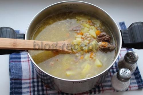 Рассольник с перловкой и солеными огурцами рецепт. Ингредиенты: