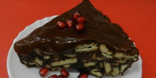 Торт без выпечки из шоколадного печенья. Приготовление шоколадных тортов с печеньем: рецепты с фото