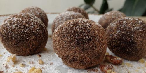 Торт без выпечки из шоколадного печенья. Приготовление шоколадных тортов с печеньем: рецепты с фото