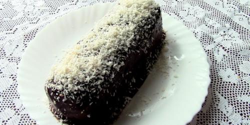 Торт без выпечки из шоколадного печенья. Приготовление шоколадных тортов с печеньем: рецепты с фото