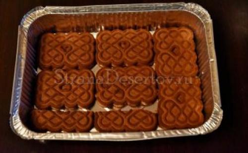 Торт без выпечки с шоколадным печеньем. Творожно шоколадный торт без выпечки из печенья