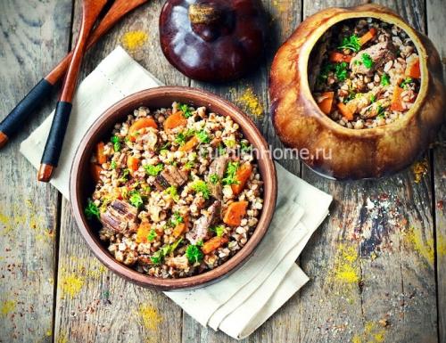 Гречка с мясом и сыром в горшочке. Гречка с мясом в горшочке