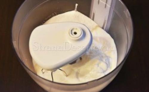 Торт без выпечки с шоколадным печеньем. Творожно шоколадный торт без выпечки из печенья