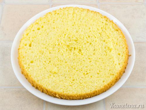 Воздушный торт с ананасами. Приготовление: