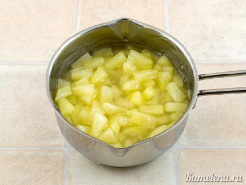 Воздушный торт с ананасами. Приготовление: