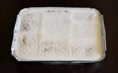 Торт без выпечки с шоколадным печеньем. Творожно шоколадный торт без выпечки из печенья