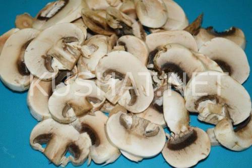 Салат печеночный с грибами. Салат с печенью и грибами – рецепт