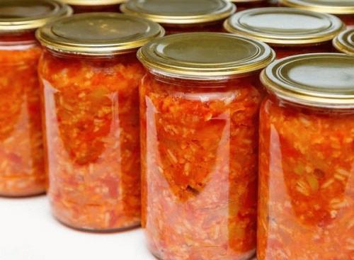 Салат на зиму сытая семейка с капустой и рисом. Салат с рисом на зиму: очень вкусный рецепт с помидорами