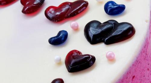 Шоколадно смородиновый муссовый торт. Шоколадный торт со смородиновым муссом