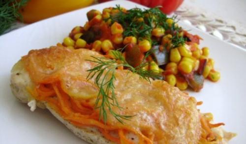 Куриное филе под шубой из моркови. Курица под морковной «шубой»