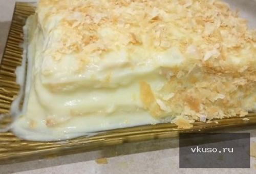 Торт с слоеного теста с заварным кремом. Торт Наполеон из слоеного теста с заварным кремом