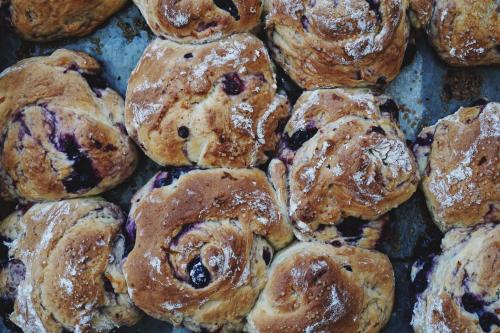 Булочки с клюквой и корицей джейми оливер. Шведские булочки