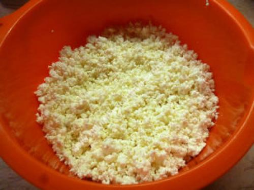 Полезные конфеты из творога. Конфеты из творога