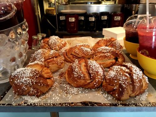 Булочки с клюквой и корицей джейми оливер. Шведские булочки