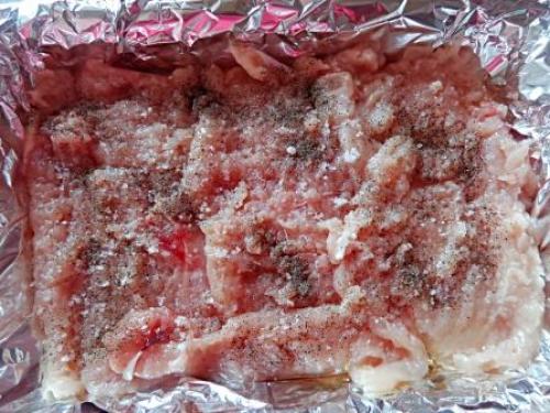 Куриное филе в духовке под картофельной шубой в духовке. Курица, запеченная под тертым картофелем в духовке