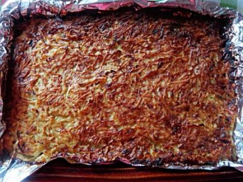 Куриное филе в духовке под картофельной шубой в духовке. Курица, запеченная под тертым картофелем в духовке