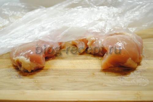 Куриное филе под ананасом и сыром в духовке. Куриное филе с ананасом и сыром в духовке: рецепт с фото