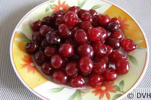 Рулет из лаваша с вишней. Творожно-вишневый рулет из лаваша