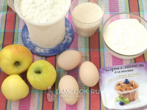 Пирог заливной с яблоками. Заливной пирог с яблоками