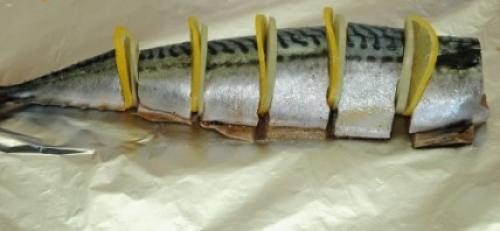 Скумбрия в фольге в мультиварке. Скумбрия в мультиварке в фольге