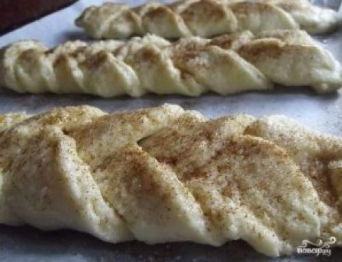 Сдобные булочки на скорую руку