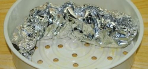 Скумбрия в фольге в мультиварке. Скумбрия в мультиварке в фольге