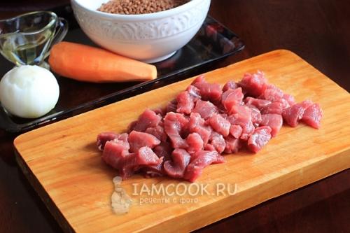 Гречка с мясом на сковороде