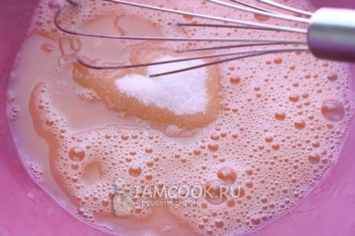 Сдобные булочки с изюмом. Булочки с изюмом из дрожжевого теста