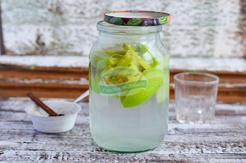 Компот из яблок с корицей. Вкусный компот из яблок с корицей: пошаговый рецепт с фото