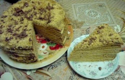 Шифоновый Медовик, как Вкусно. Торт "Медовик шифоновый"