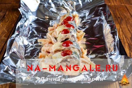 Скумбрия в духовке. Запекаем скумбрию с томатным соусом