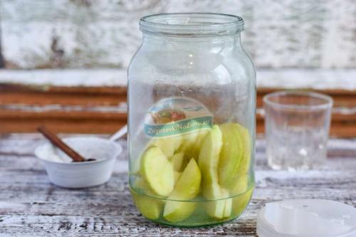 Компот из яблок с корицей. Вкусный компот из яблок с корицей: пошаговый рецепт с фото