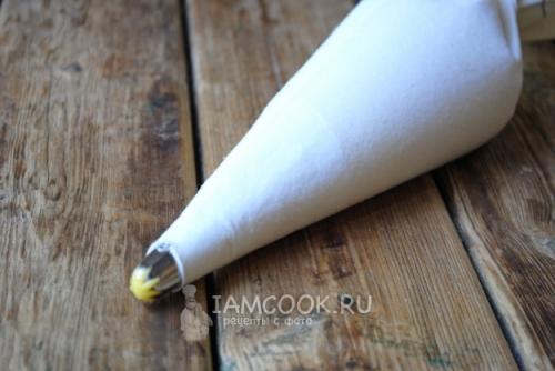 Профитроли торт. Торт из профитролей со сметанным кремом