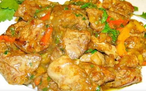 Рецепт куриной печени. 1. Куриная печень с овощами под соусом