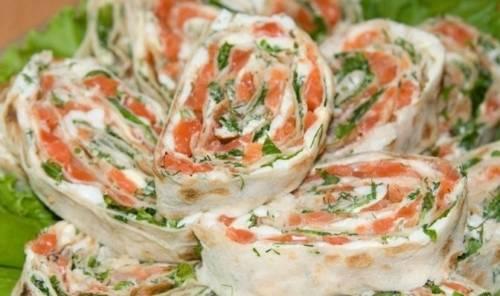 Лаваш с сыром альметте. Рулетики из лаваша с красной рыбой (семгой) и сливочным сыром