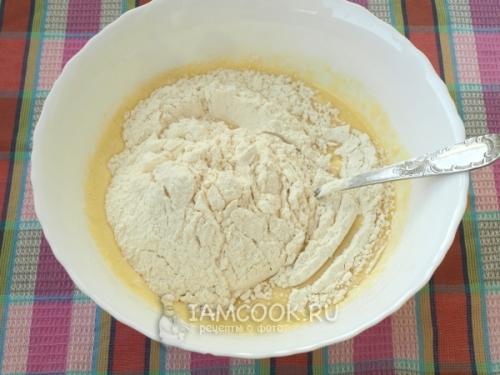 Пирог заливной с яблоками. Заливной пирог с яблоками