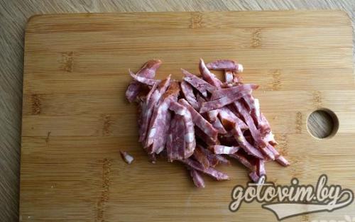 Салат иришка с сухариками кукурузой и ветчиной рецепт. Салат "Иришка" с сухариками