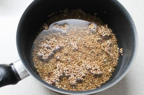 Гречка с молоком. Рецепт 4: гречневая каша с молоком для ребенка