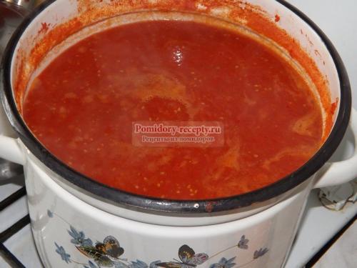 Как заквасить помидоры для борща. Заготовка томата для борща на зиму: пошаговый рецепт с фото