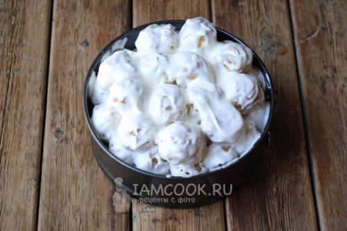 Профитроли торт. Торт из профитролей со сметанным кремом