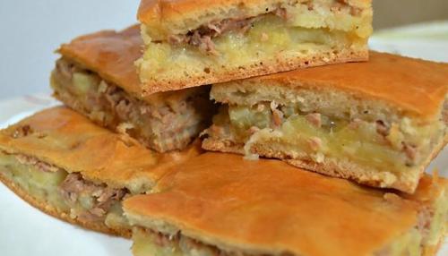 Заливной пирог с картошкой и фаршем. Заливной пирог на кефире с фаршем и картошкой рецепт с фото