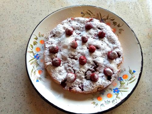 Пирог заливной с ягодами. Скоростной рецепт заливного пирога с ягодами