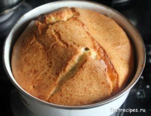 Заливной пирог с яйцом и рисом в духовке. Заливной пирог с рисом, яйцом и зеленью.