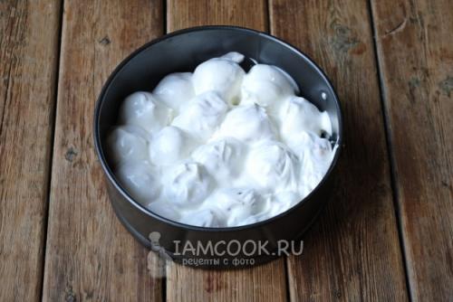 Профитроли торт. Торт из профитролей со сметанным кремом