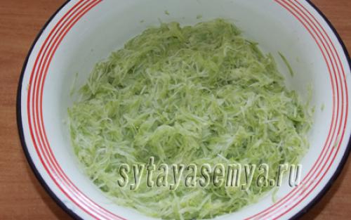 Торт из кабачковых блинчиков