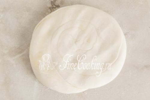 Как приготовить слоеные узбекские лепешки на сковороде.